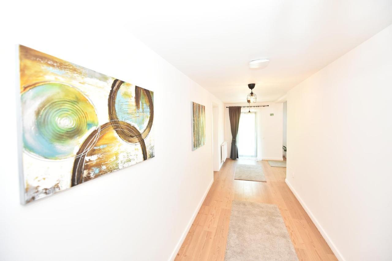 Mira By Atra Bed & Breakfast Tesila Ngoại thất bức ảnh