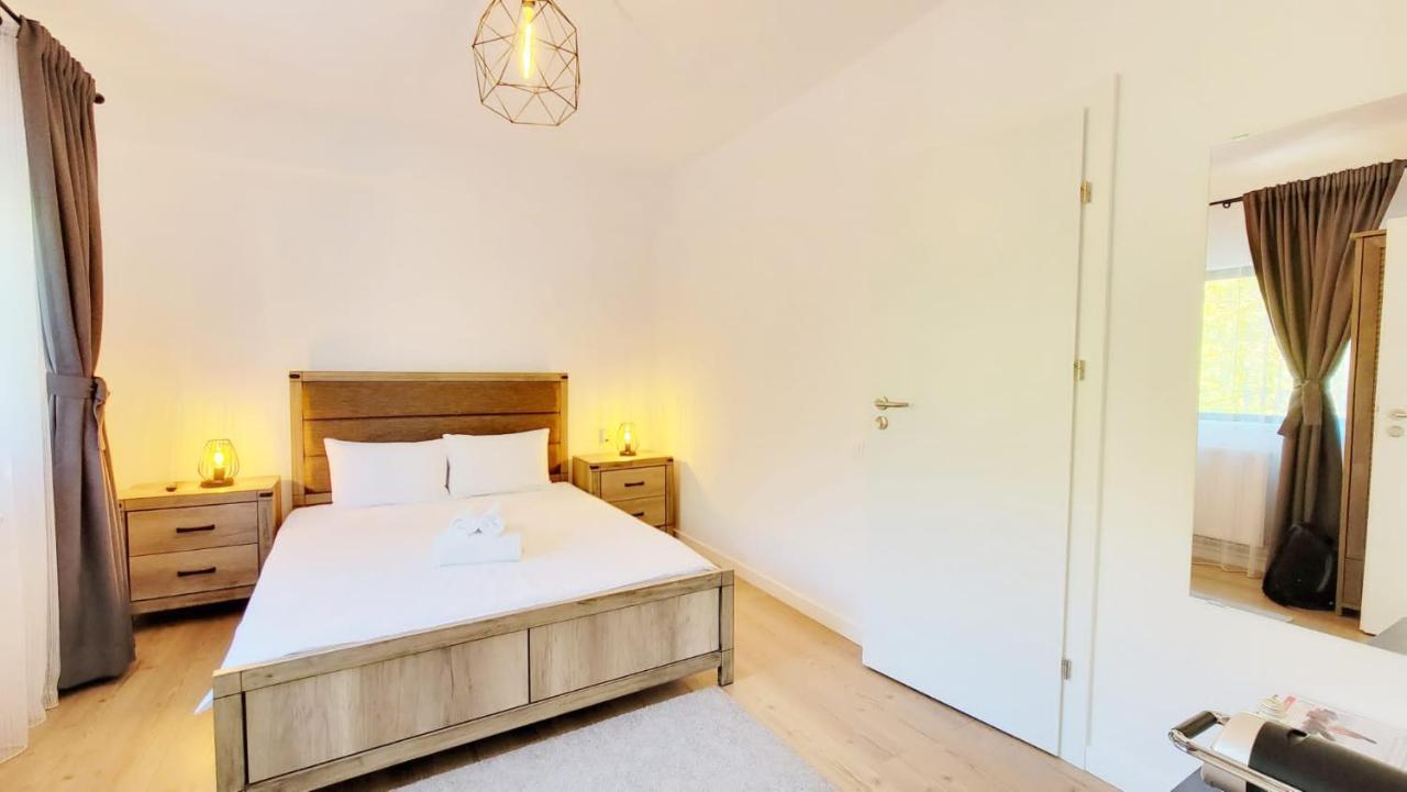 Mira By Atra Bed & Breakfast Tesila Ngoại thất bức ảnh